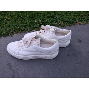 AGL ATTILIO GIUSTI LEOMBRUNI Pearl Embellished Platform‎ Sneakers 40 US 10 Milk